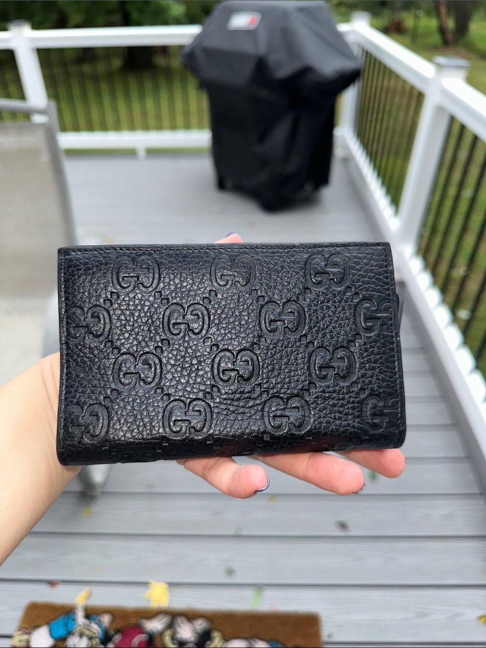 Gucci Black Embossed GG Leather Wallet - Picture 2 of 15